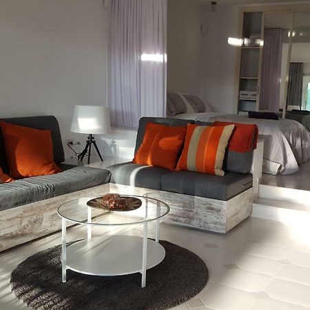 Casa Robert Y Nergiz Appartement Sitio de Calahonda Buitenkant foto