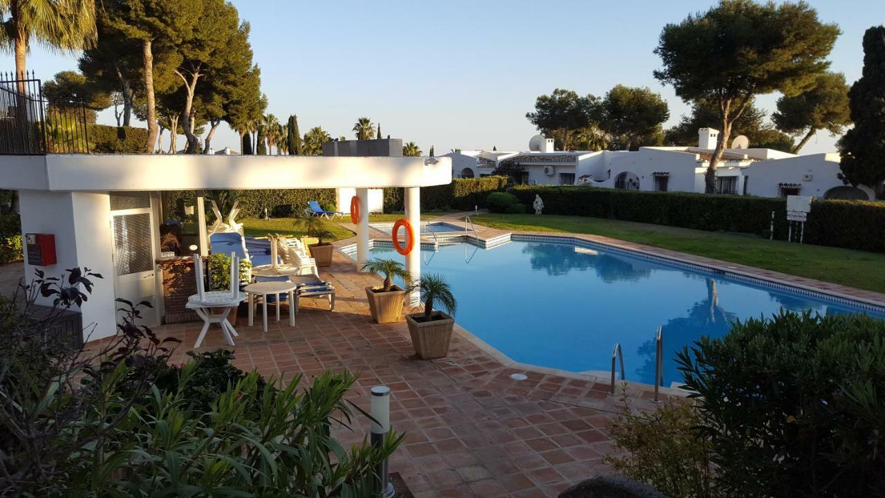 Casa Robert Y Nergiz Appartement Sitio de Calahonda Buitenkant foto