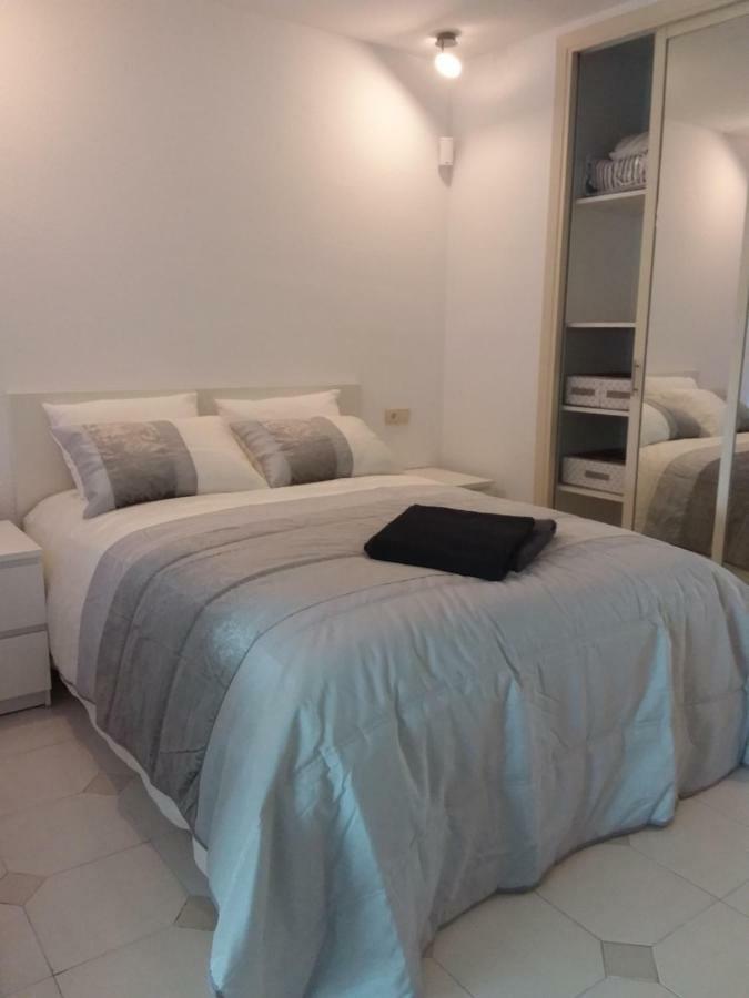 Casa Robert Y Nergiz Appartement Sitio de Calahonda Buitenkant foto