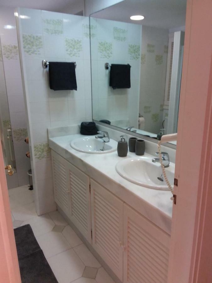 Casa Robert Y Nergiz Appartement Sitio de Calahonda Buitenkant foto
